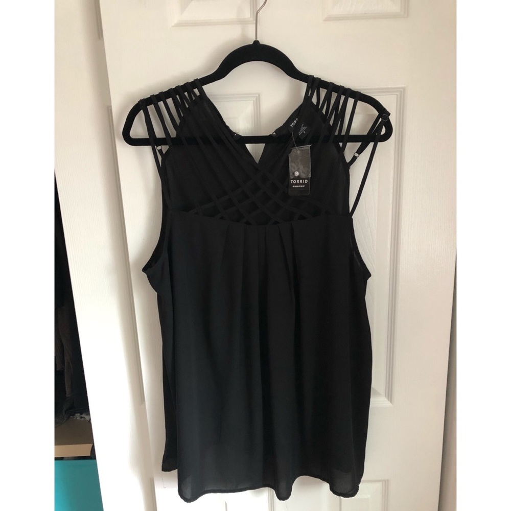 Beautiful black top